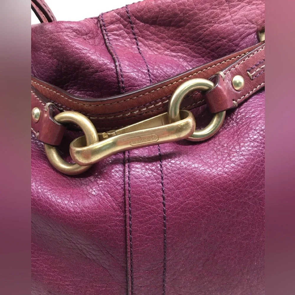 COACH Hampton Shoulder Bag